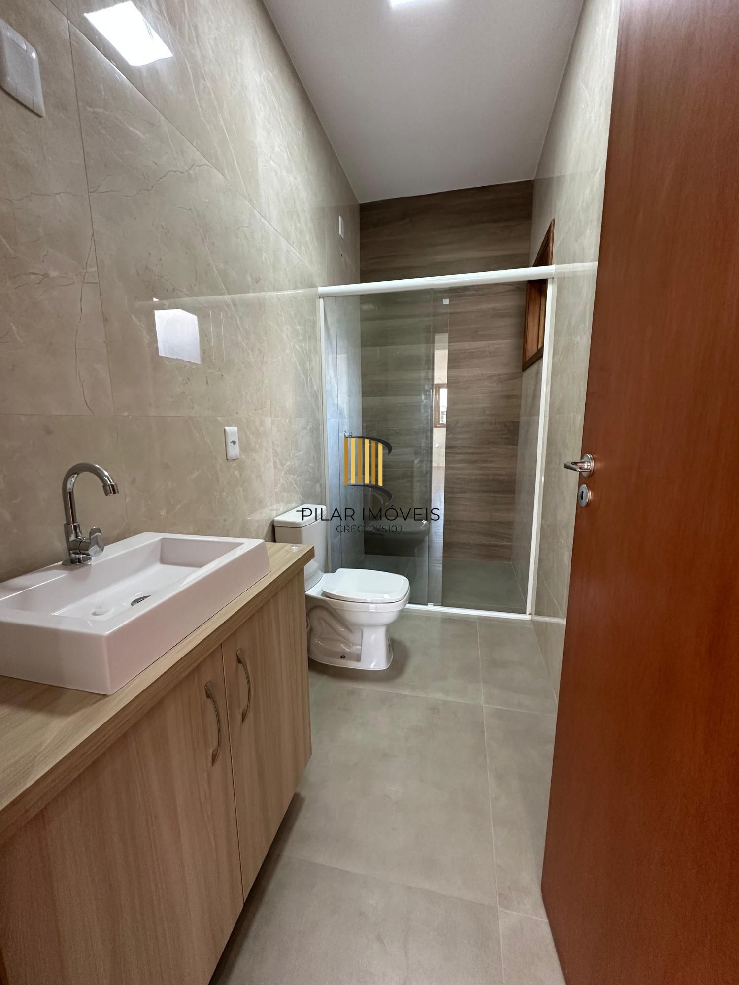 Casa 2 dormitórios no bairro Presidente