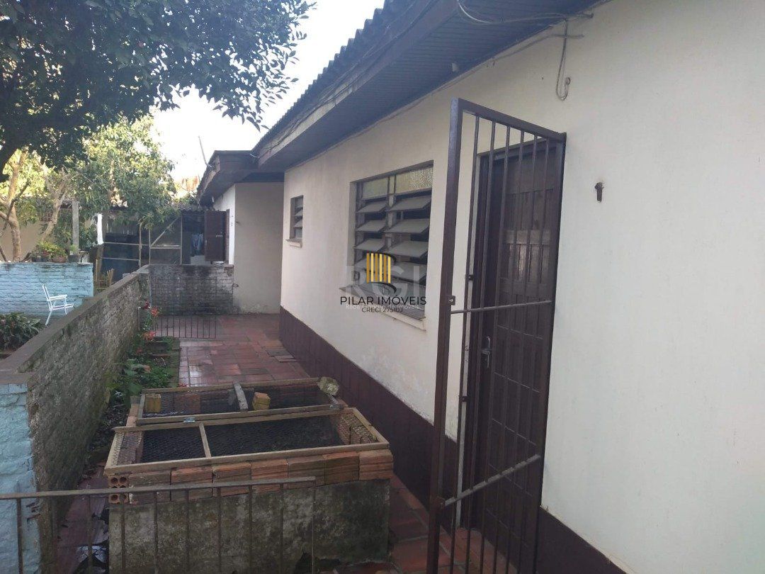 Casa 2 dormitórios no bairro Belém Novo