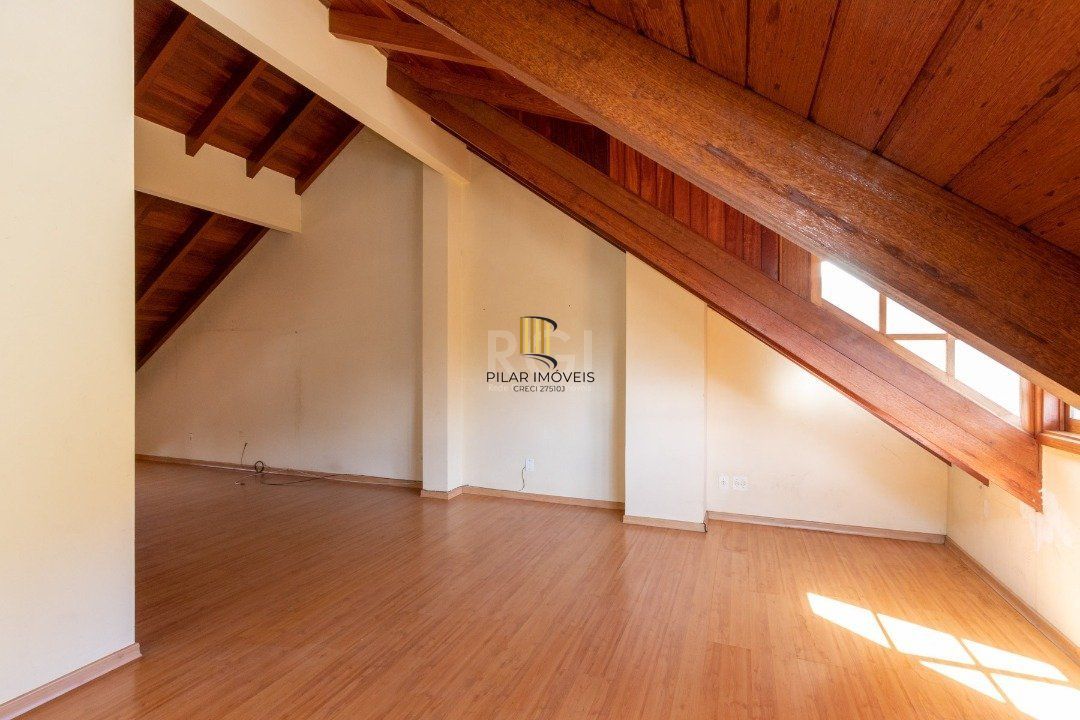 Casa para Venda - 178m², 3 quartos, 1 suite, 2 vagas - Jardim Isabel