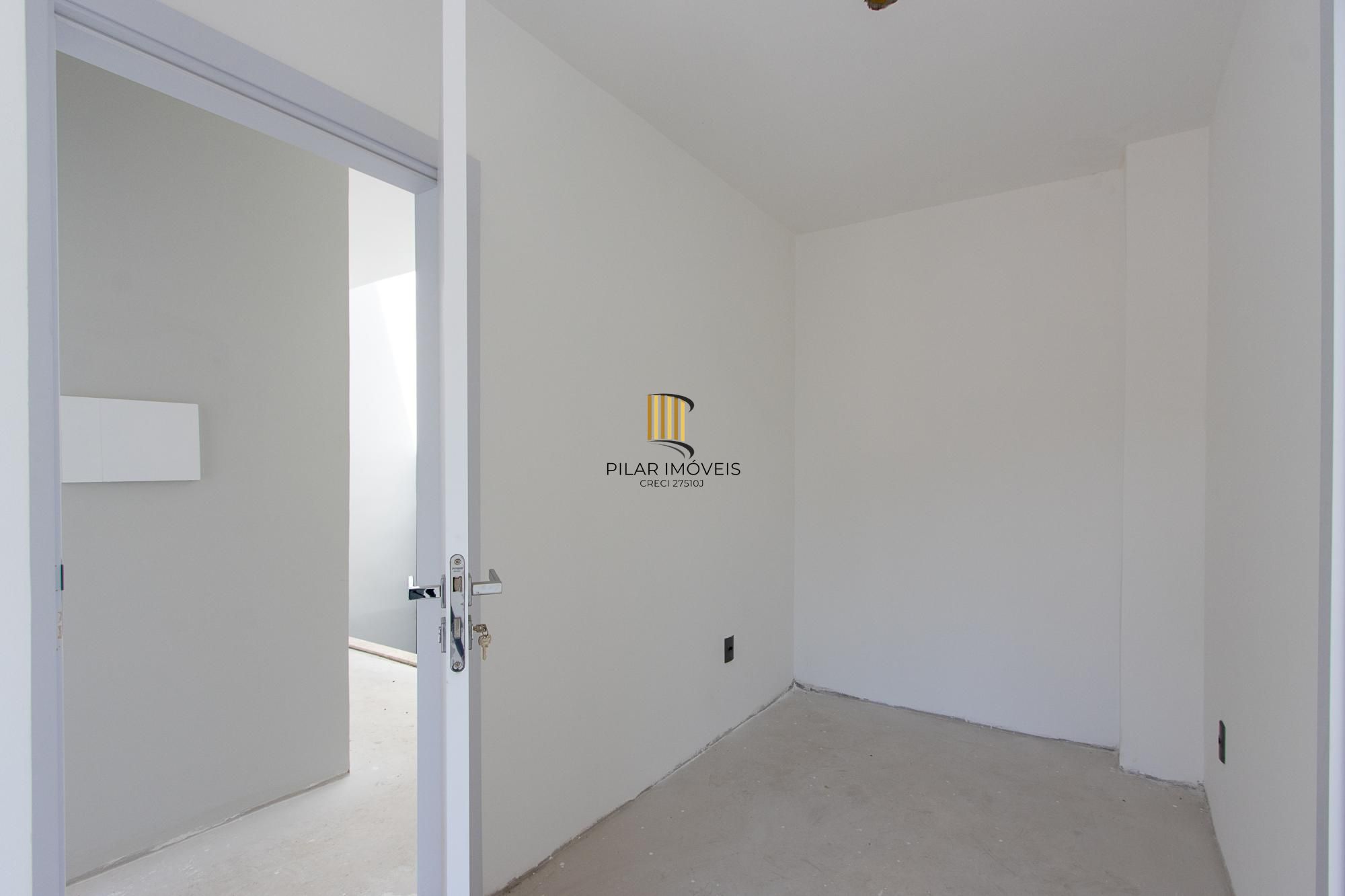 Casa em condomínio com conforto e exclusividade no bairro Tristeza