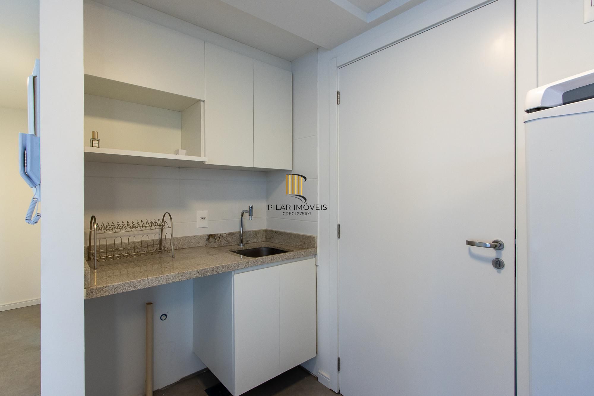 apartamento de 01 dormitório suíte, localizado no moderno no coração do bairro Petrópolis.