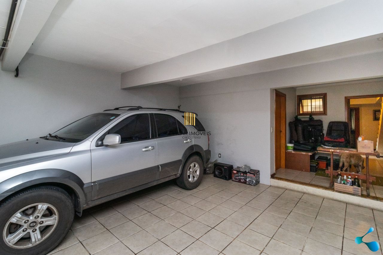 Casa 4 dormitórios no bairro Tristeza