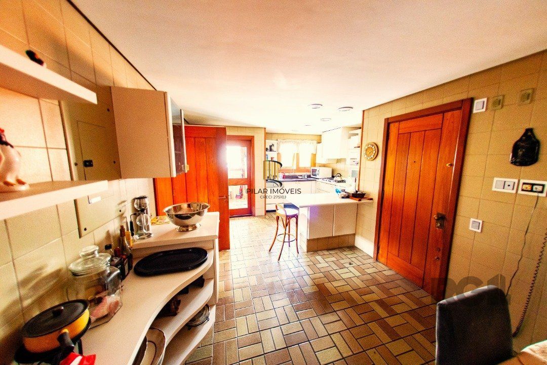 xcelente cobertura, 3 dormitórios, 1 suíte, (atualmente 3, ampliada suíte do casal),