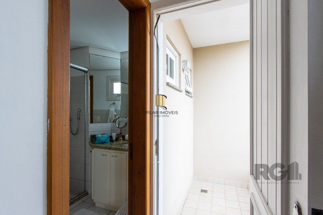 Casa em condomínio à venda, 4 quartos, 2 suites, 2 vagas - Bairro Tristeza