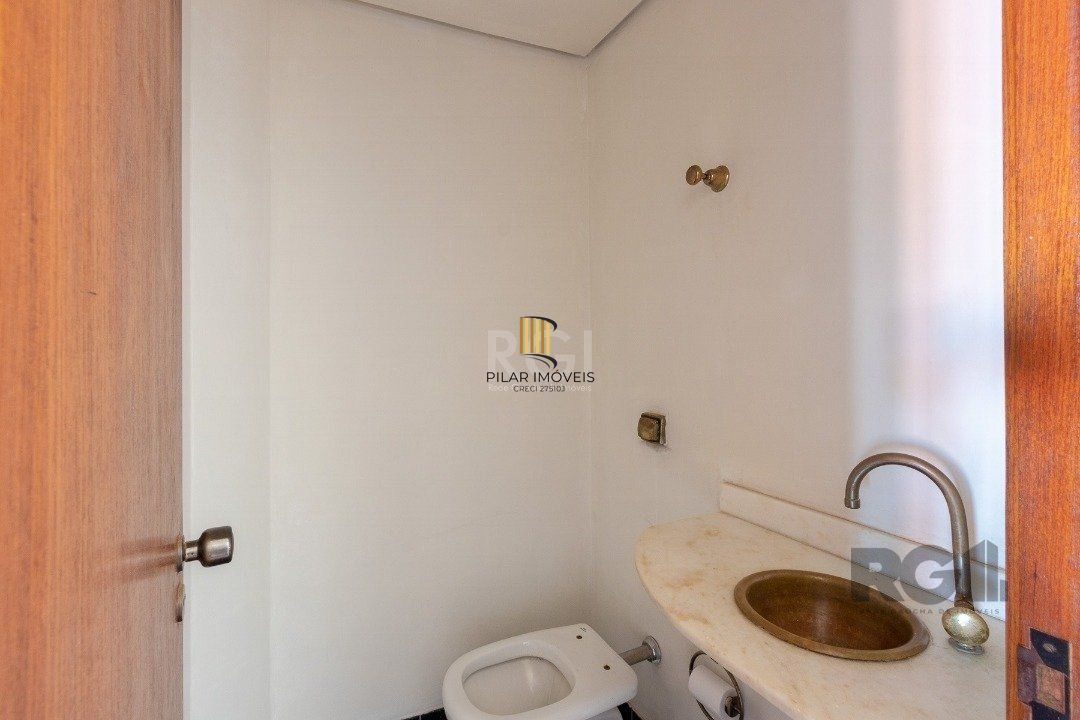 Casa em condomínio fechado para venda no bairro Jardim Isabel, com aproximadamente 197m² de área privativa,.