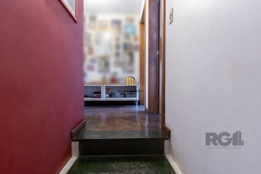 Casa de 3 dormitórios à venda na Tristeza - Zona sul de Poa.