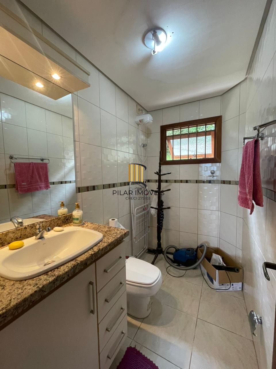 Casa à venda em Belém Novo – Vista deslumbrante para o Guaíba!