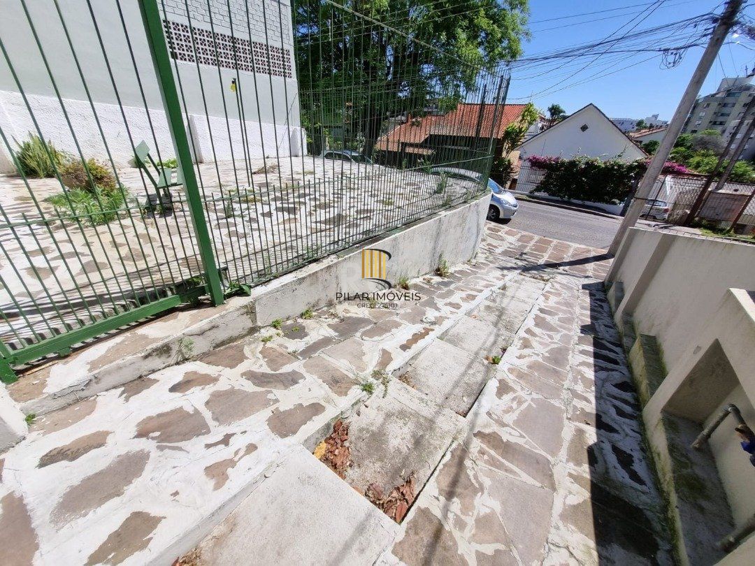 Casa 3 dormitórios no bairro Tristeza