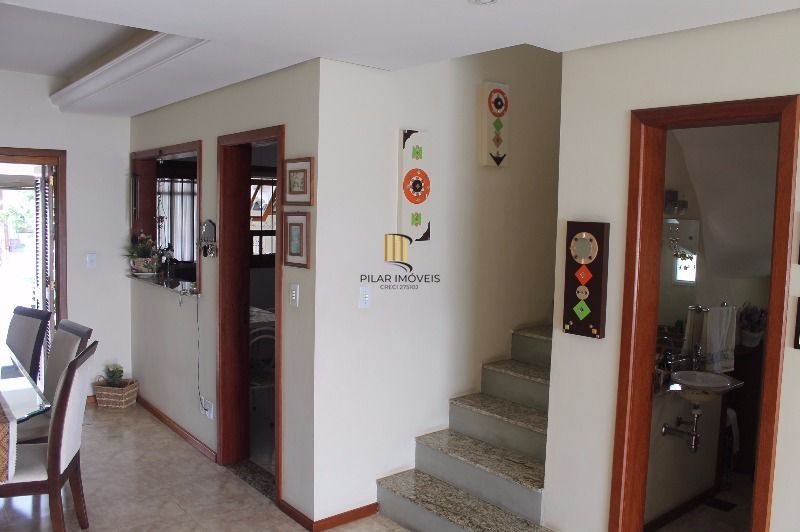Casa para Venda - 290.67m², 4 dormitórios, sendo 1 suites, 4 vagas - Camaquã