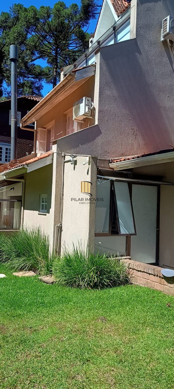Casa em condomínio em Canela