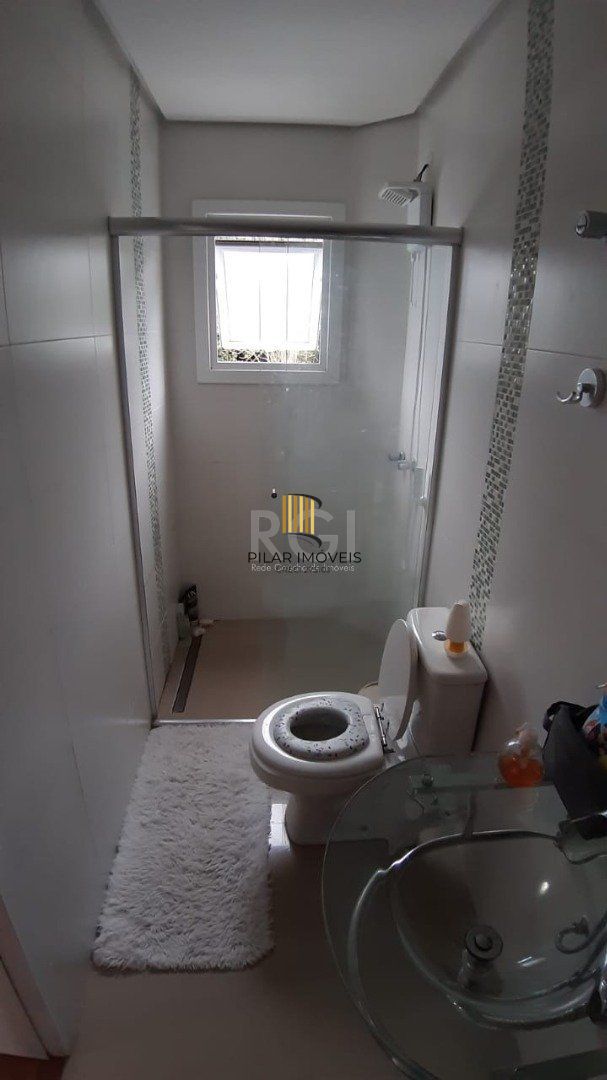 Casa para Venda - 157m², 3 dormitórios, sendo 3 suites, 2 vagas - Guarujá