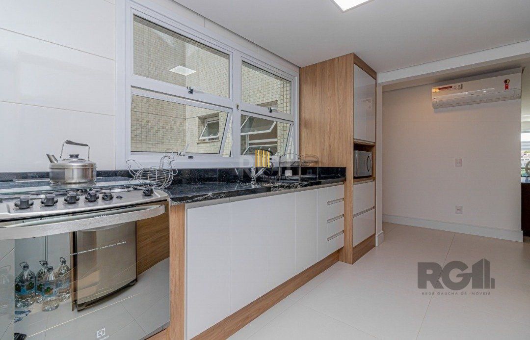 Apartamento 3 dormitórios no bairro Tristeza