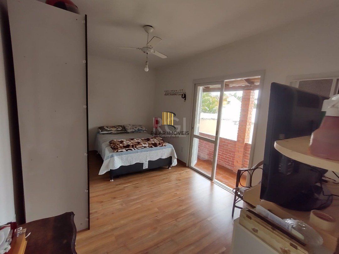 Casa para Venda - 200m², 4 dormitórios, sendo 1 suites, 3 vagas - Ipanema