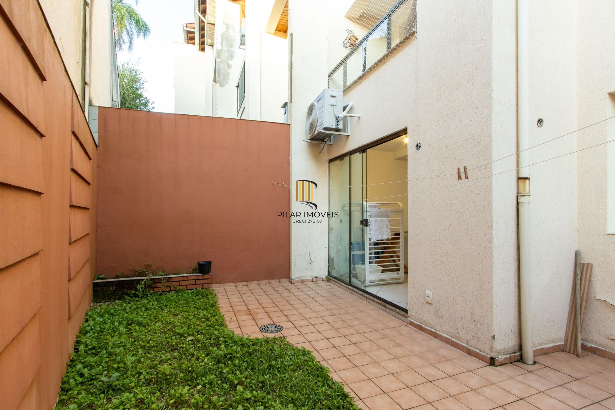 Casa em condominio
