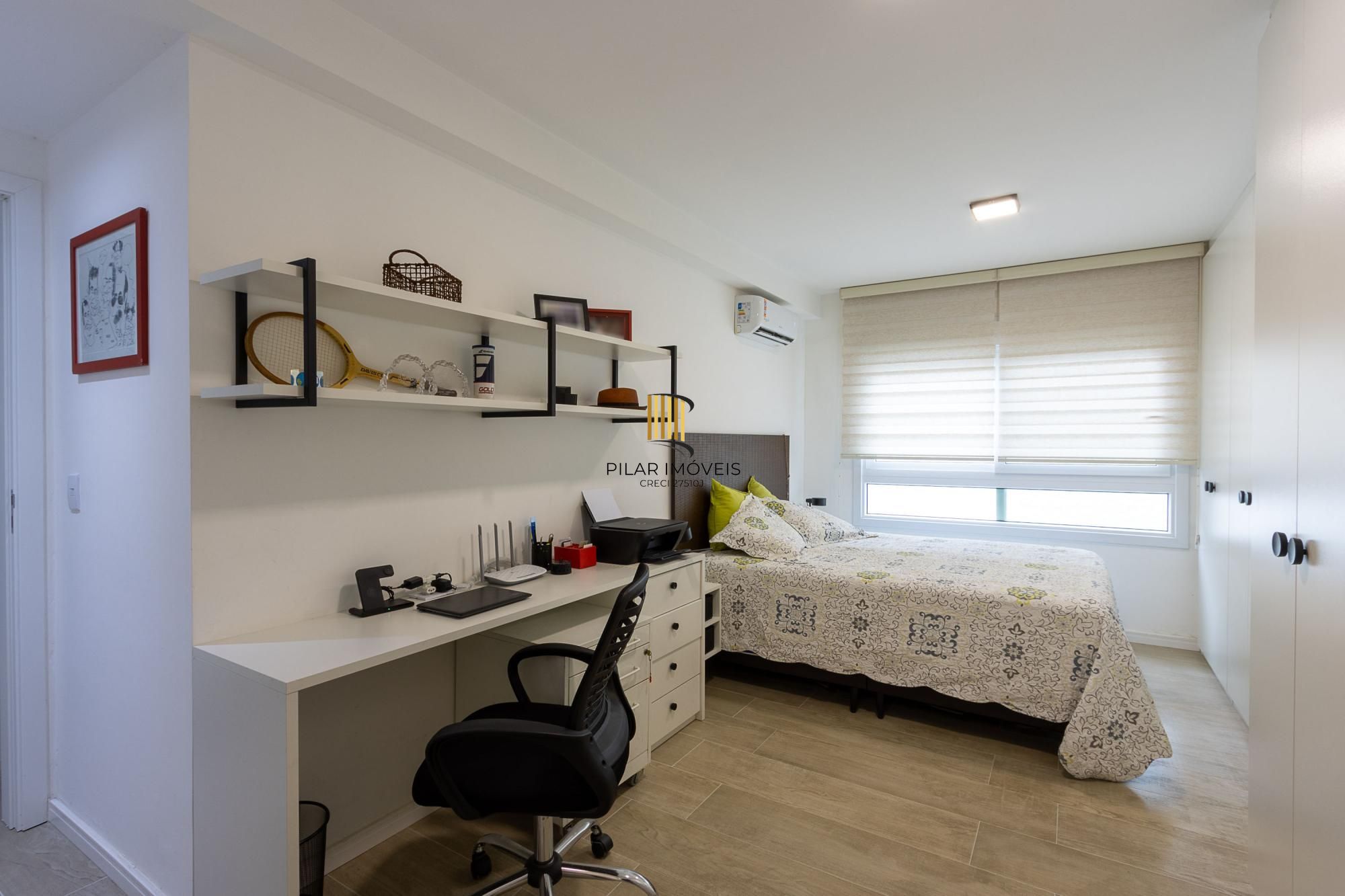 Apartamento 3 dormitórios no bairro Menino Deus