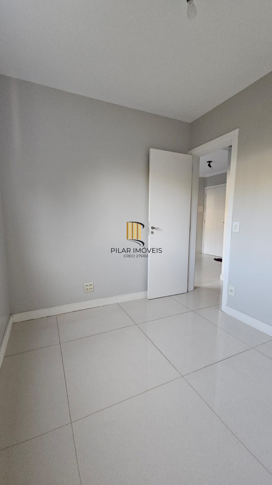 Apartamento de 2 dormitórios,  para venda no bairro Teresópolis.
