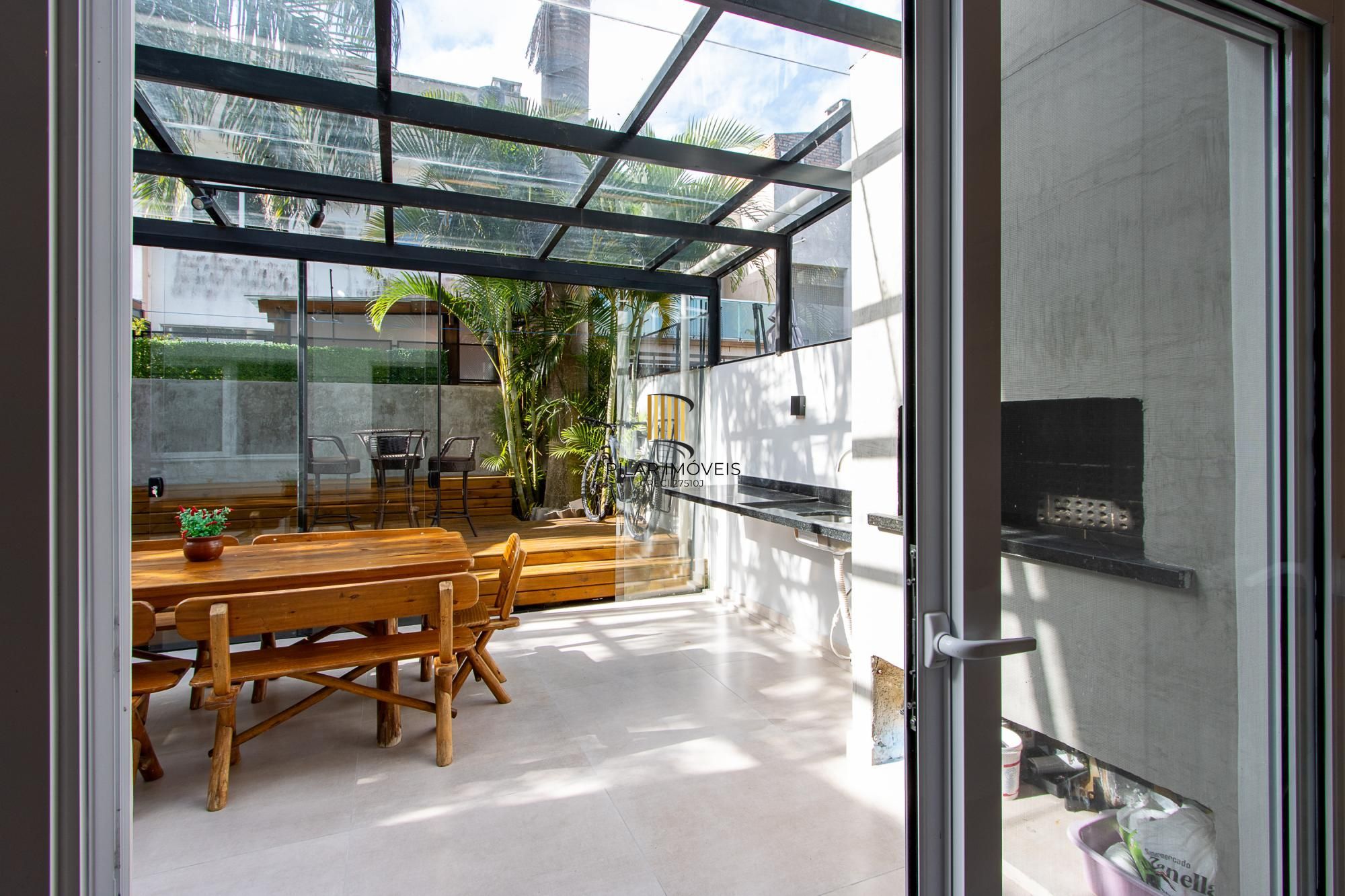 Casa Condominio 2 Dormitório(s) Bairro Hípica