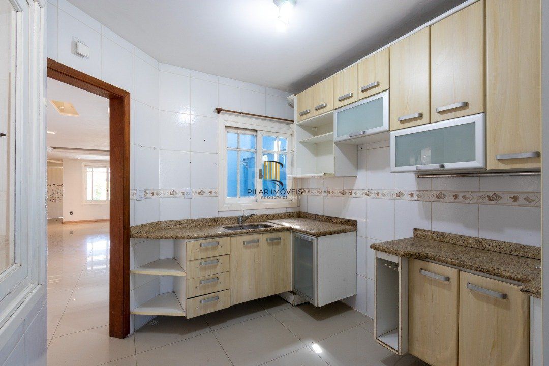 Casa para Venda - 205.81m², 3 dormitórios, sendo 1 suites, 2 vagas - Ipanema
