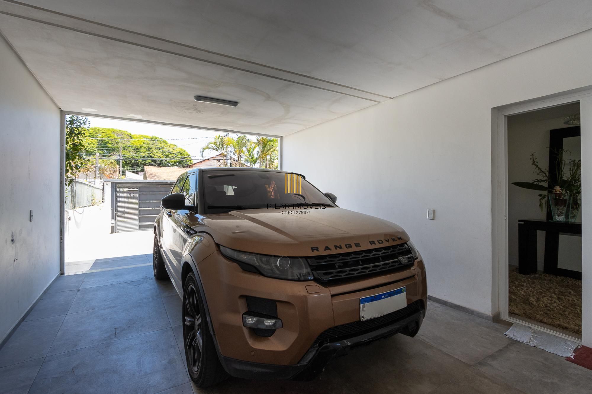 Excelente casa de 3 dormitórios, 3 suítes e 2 vagas no bairro Cavalhada.