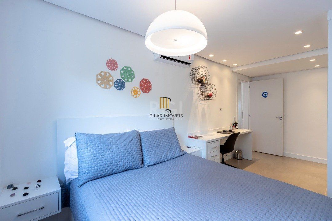 Casa Condominio para Venda - 202m², 3 dormitórios, sendo 1 suites, 2 vagas - Tristeza