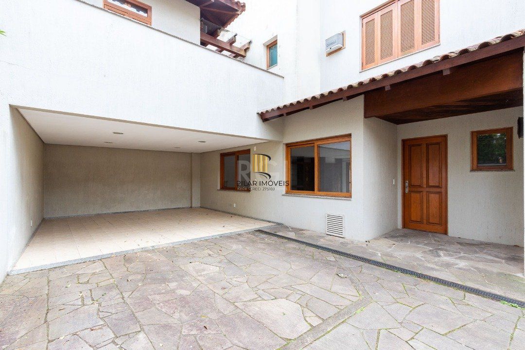 Casa em condomínio para Venda com 4 dormitórios, sendo 1 suites e 4 vagas no bairro Ipanema