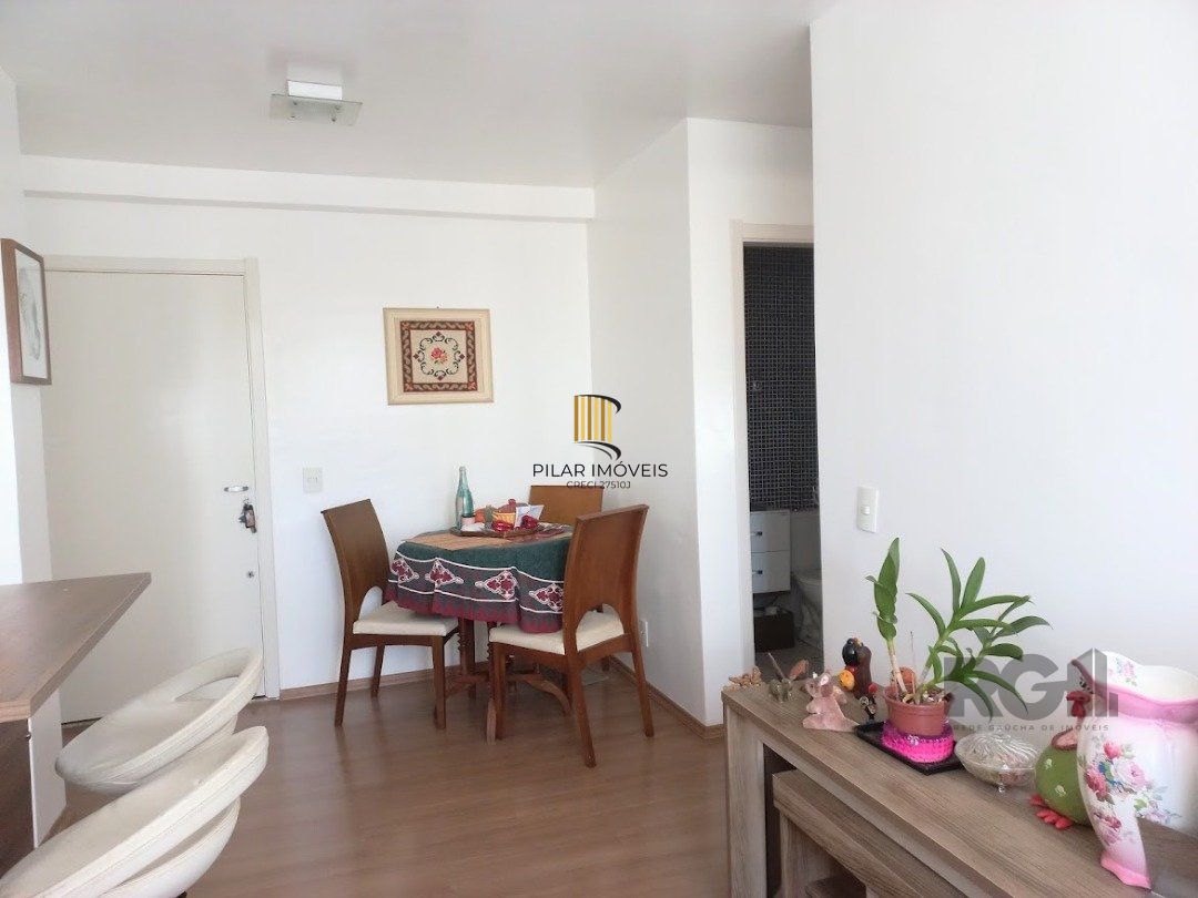 Apartamento 2 dormitórios no bairro Cristal