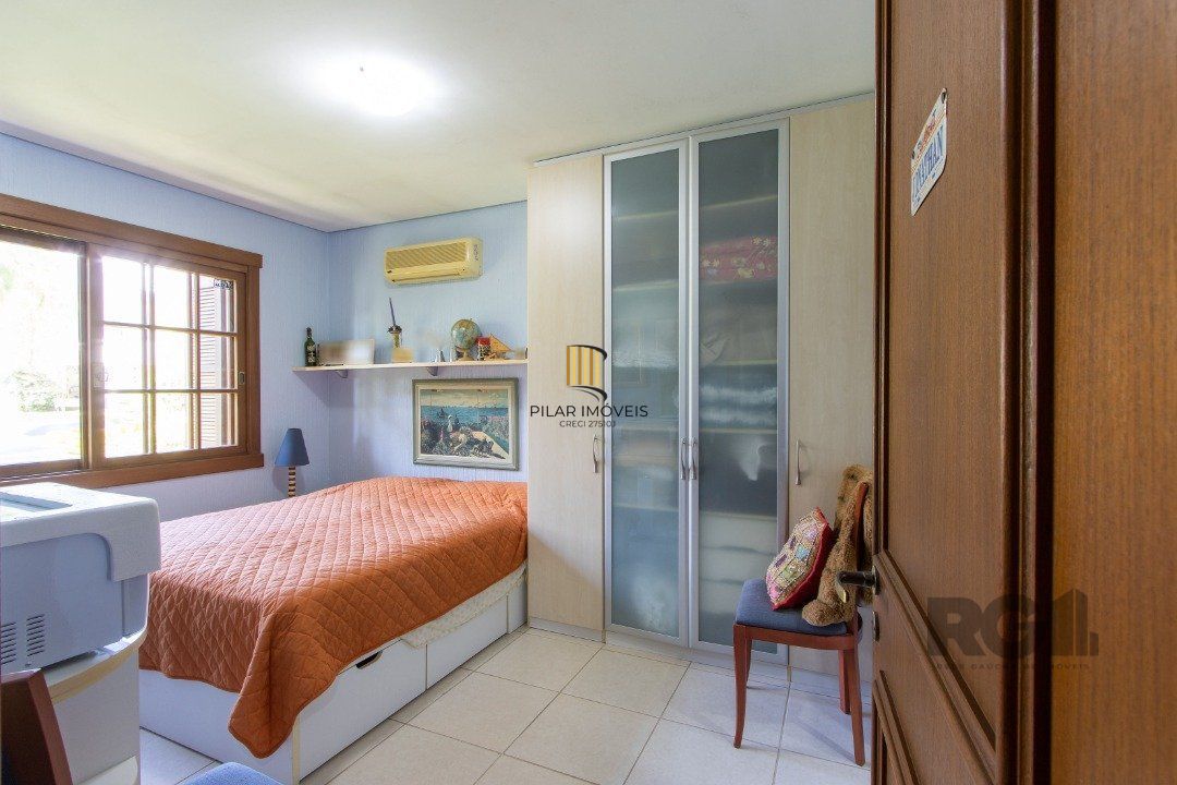 Casa de Condomínio 3 dormitórios no bairro Belém Novo