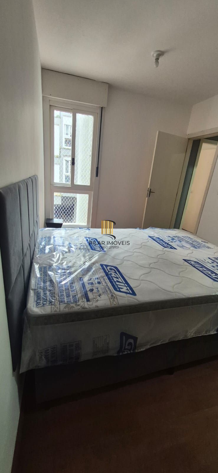 Apartamento de 3 dormitórios, 1 suíte e 1 vaga de garagem no bairro Pedra Redonda.