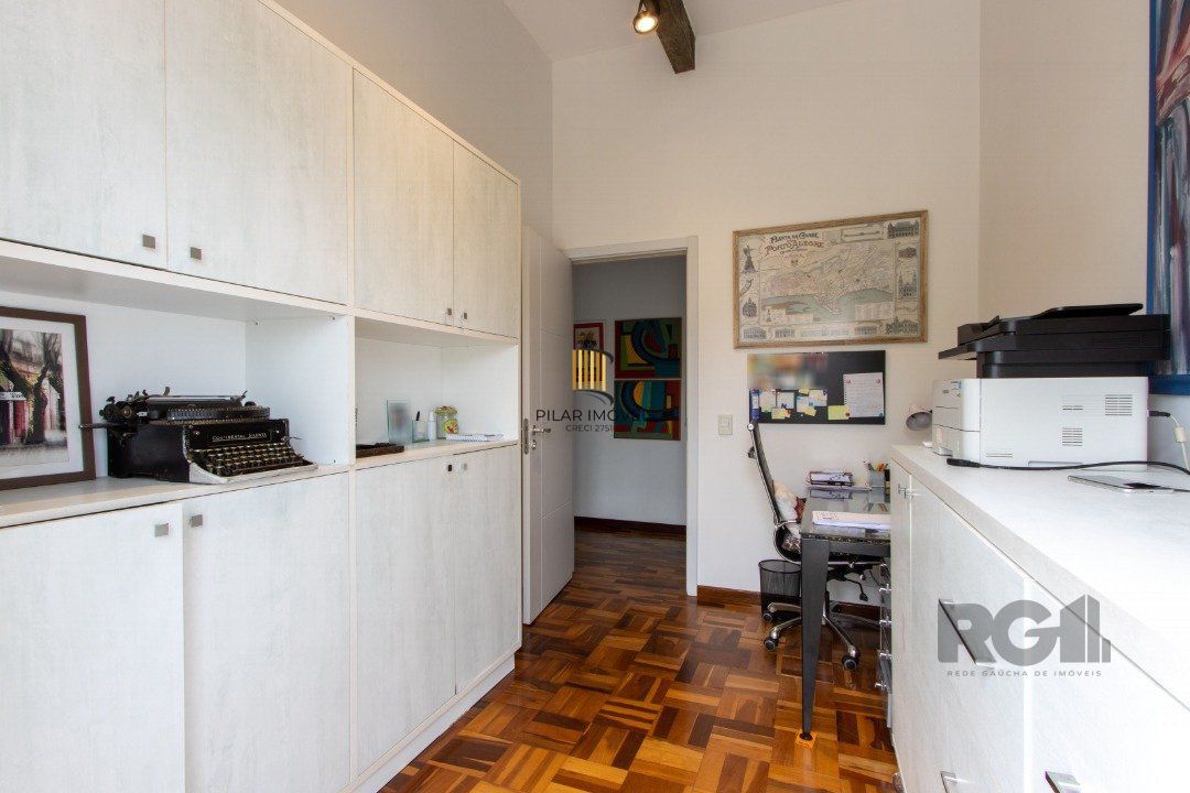 Casa de Condomínio 4 dormitórios no bairro Vila Nova