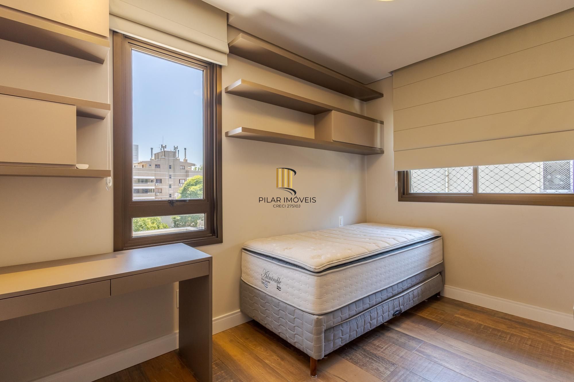 Apartamento 2 dormitórios no Petrópolis