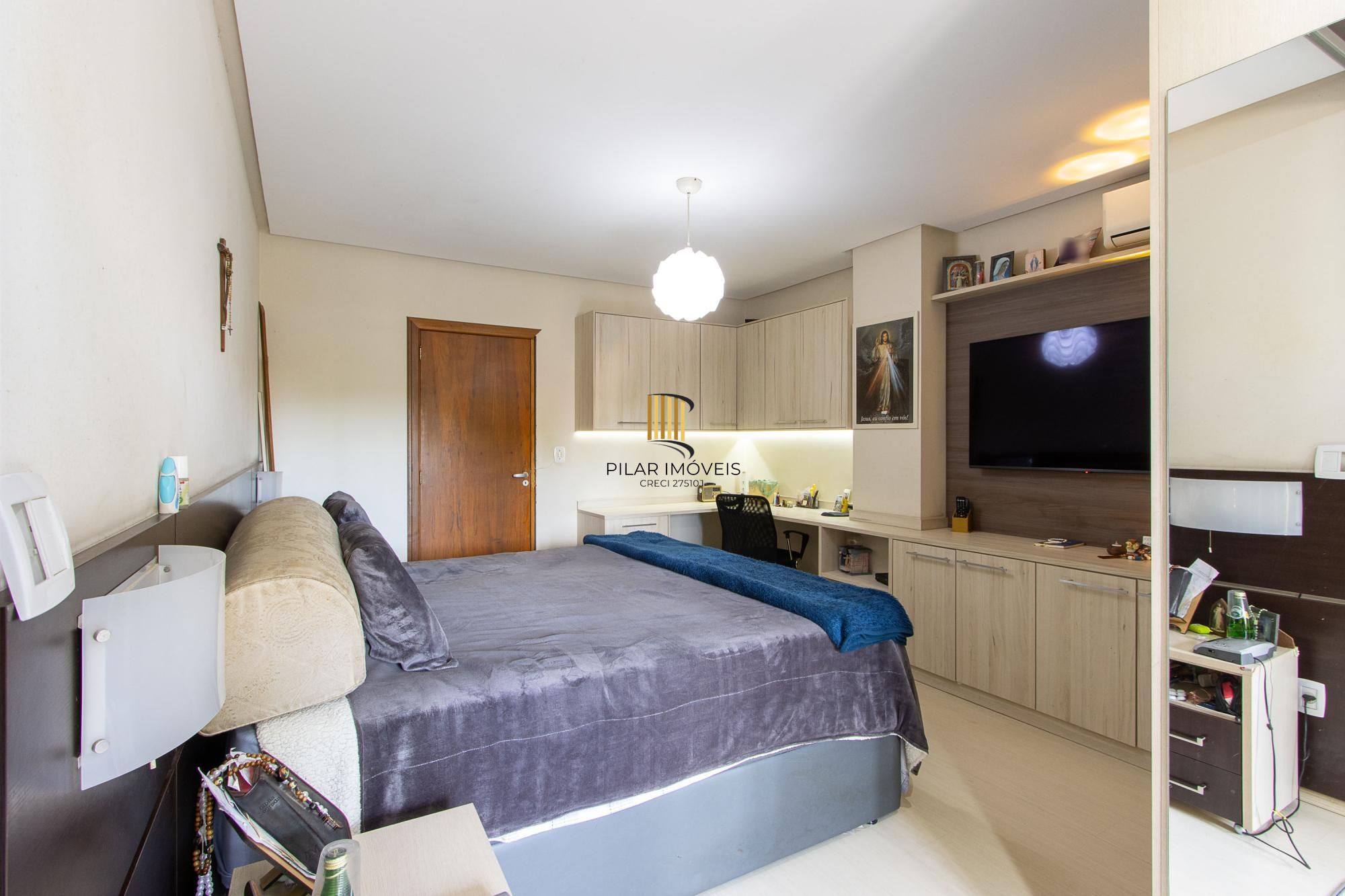 Casa de Condomínio 3 dormitórios no bairro Tristeza