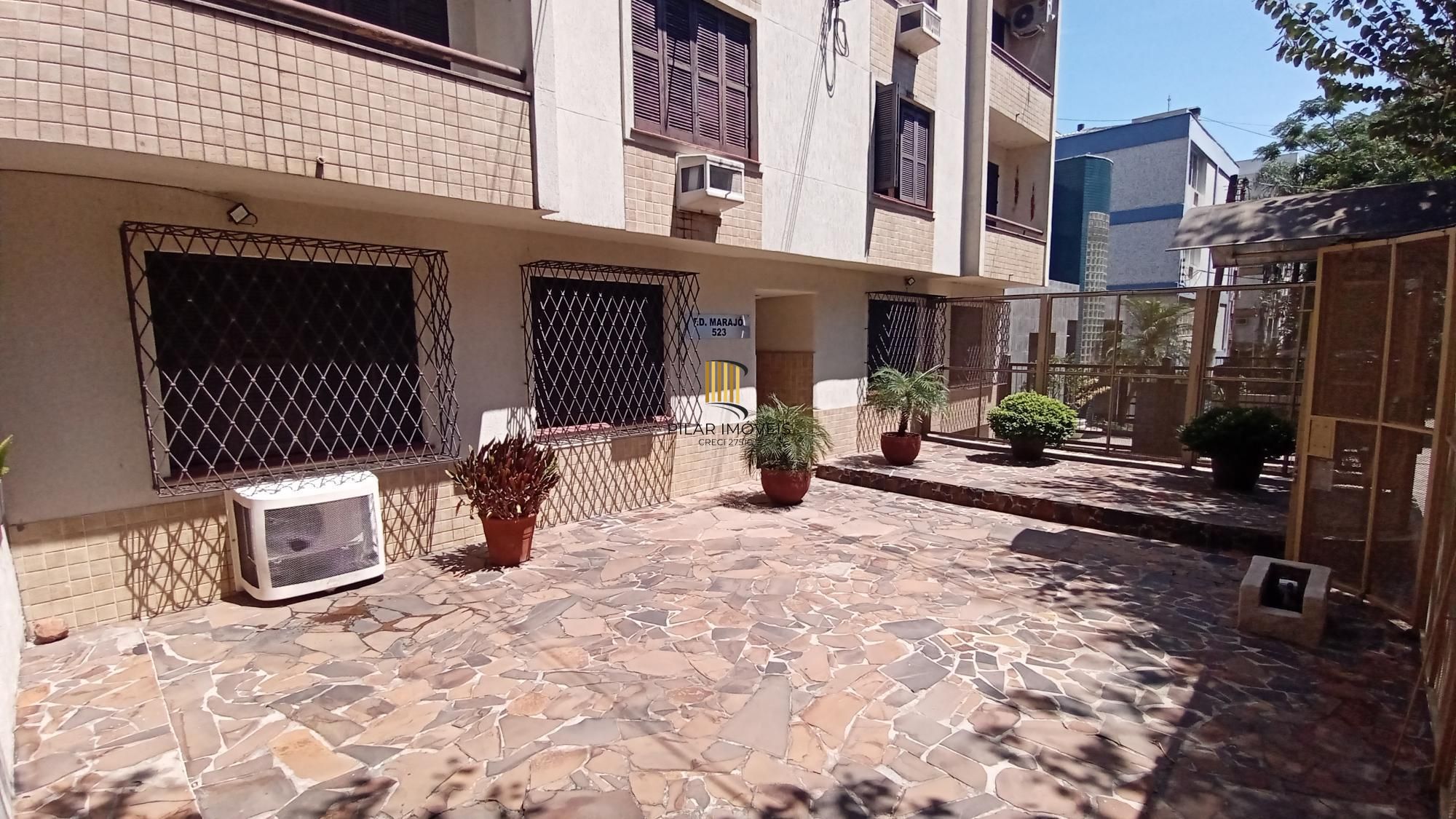 Cobertura com 2 dormitórios no bairro Petrópolis