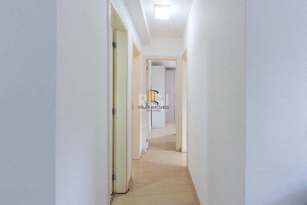 Apartamento 3 dormitórios no bairro Cavalhada