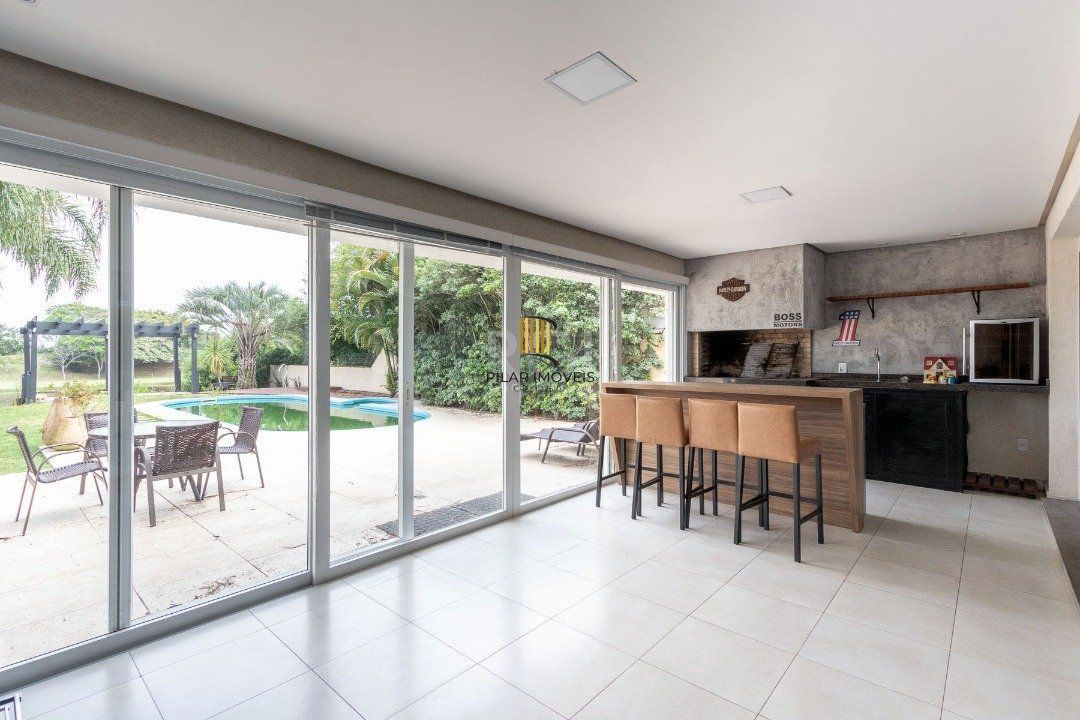 Casa de Condomínio 4 dormitórios no bairro Belém Novo