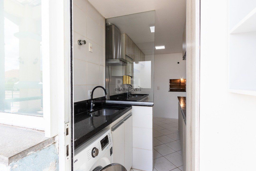 APARTAMENTO SEMIMOBILIADO