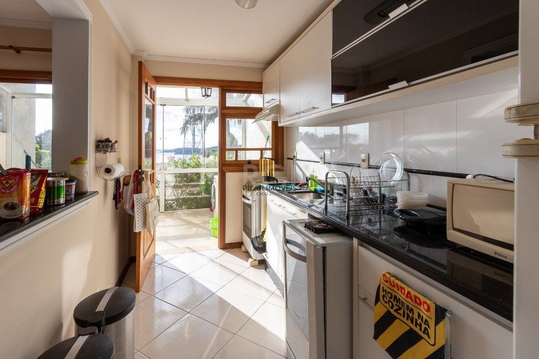 Casa para Venda - 195.96m², 3 dormitórios, sendo 1 suites, 2 vagas - Espirito Santo