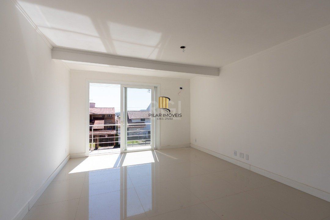 Casa para Venda - 168m², 3 dormitórios, sendo 1 suites, 2 vagas - Imperial Park