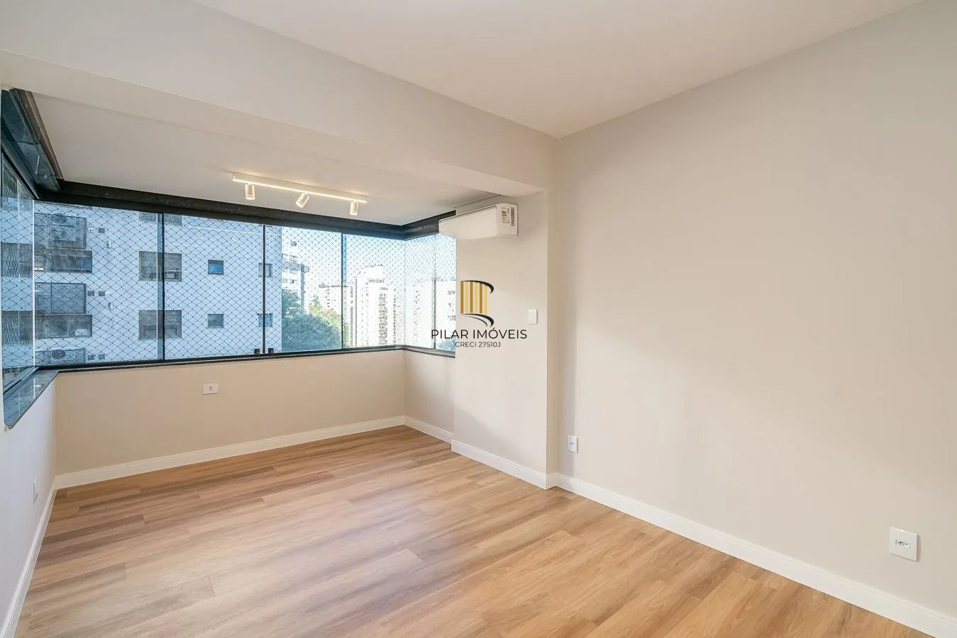 Apartamento para comprar no Bela Vista com 3 dormitórios (3 suítes)