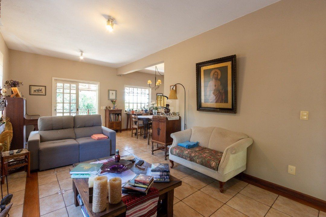 Casa para Venda - 352.19m², 4 dormitórios, sendo 1 suites, 4 vagas - Belém Novo
