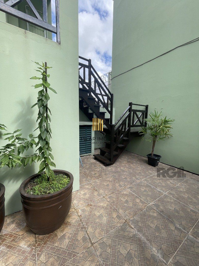Casa de Condomínio 3 dormitórios no bairro Tristeza