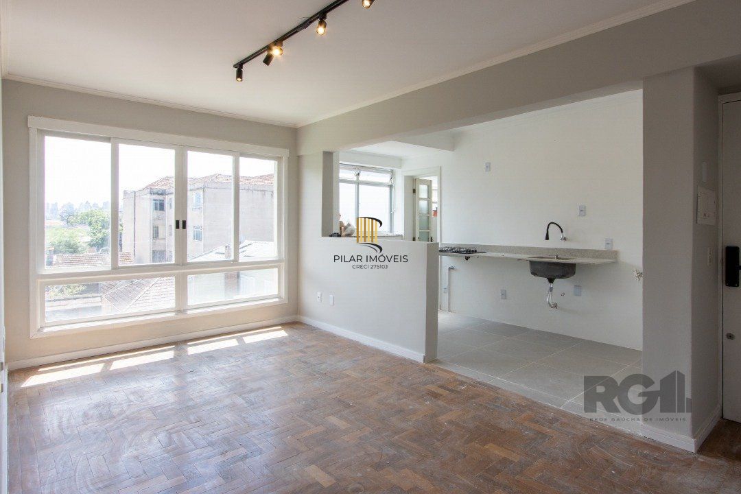 Apartamento 2 dormitórios no bairro Santo Antônio