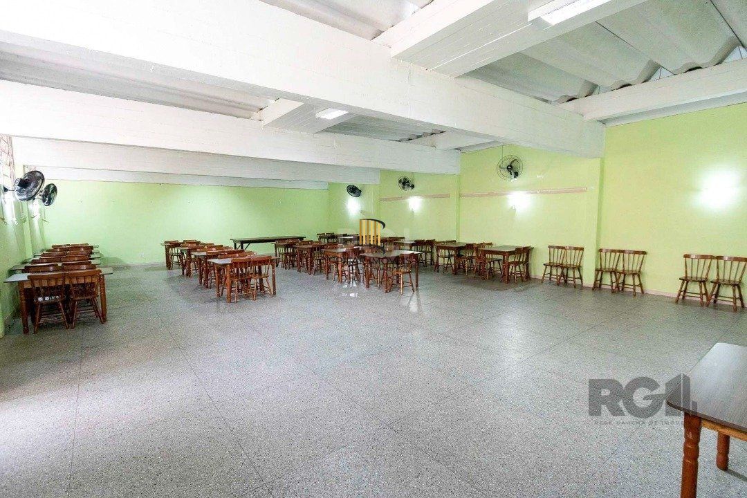 Apartamento 2 dormitórios no bairro Camaquã