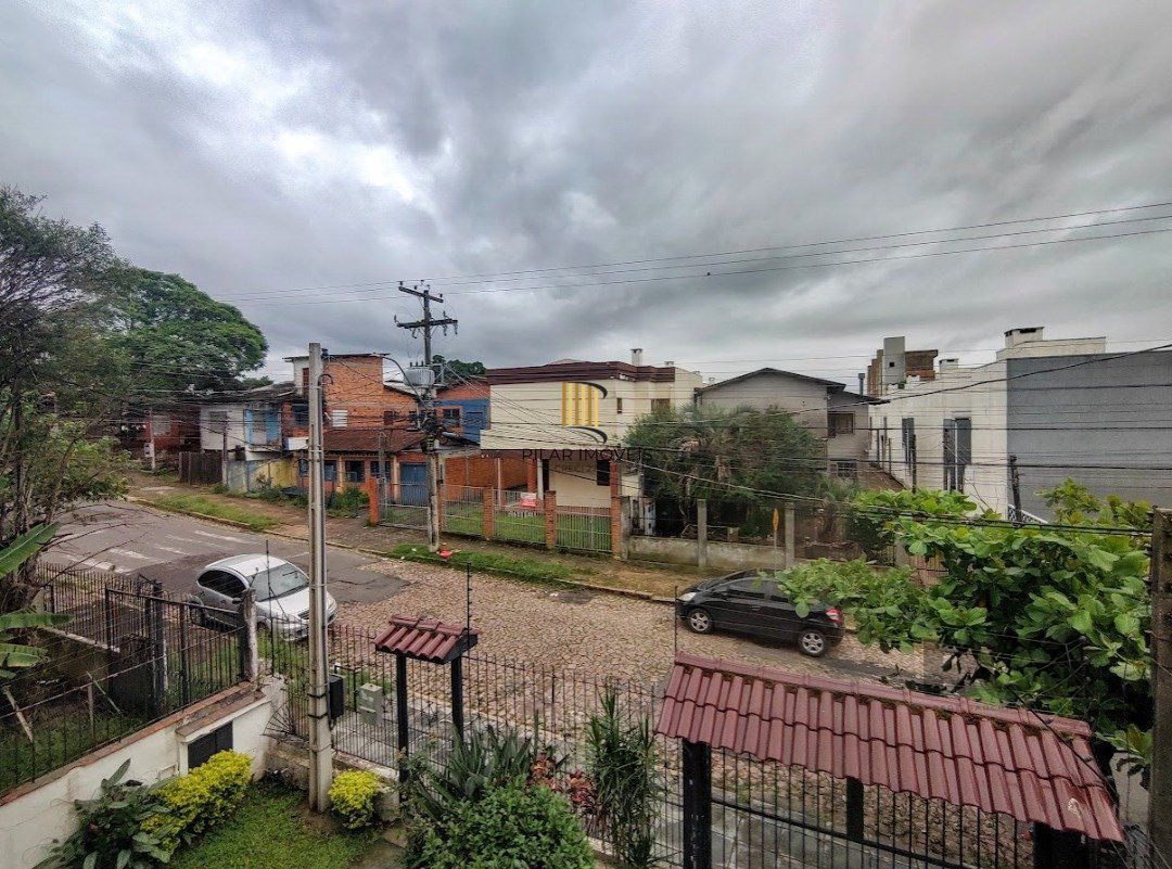 Casa para venda com 3 dormitórios no bairro Tristeza