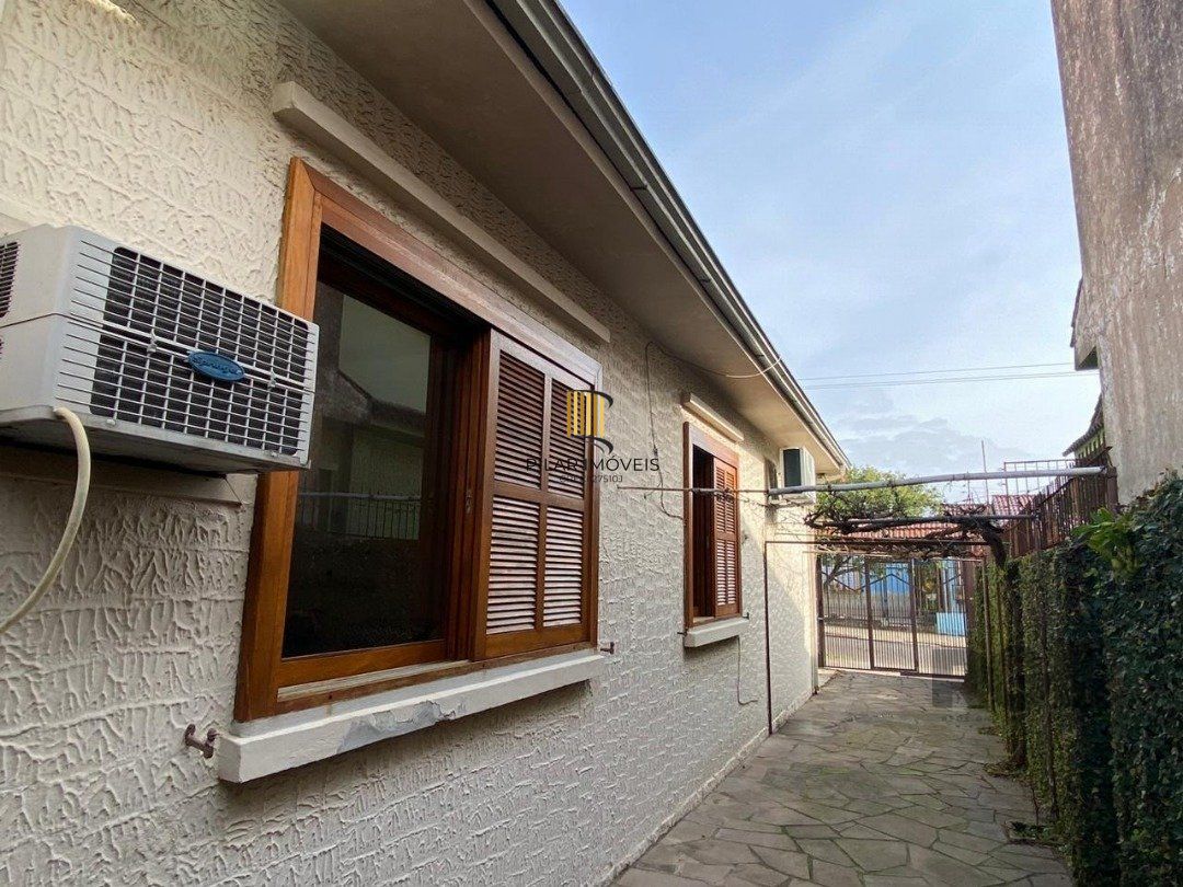 Casa 3 dormitórios no bairro Vila São José