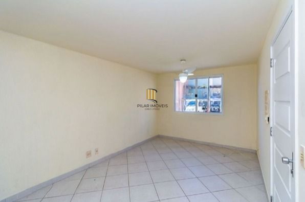 Casa em condomínio com 3 dormitórios, suíte, espaço gourmet.