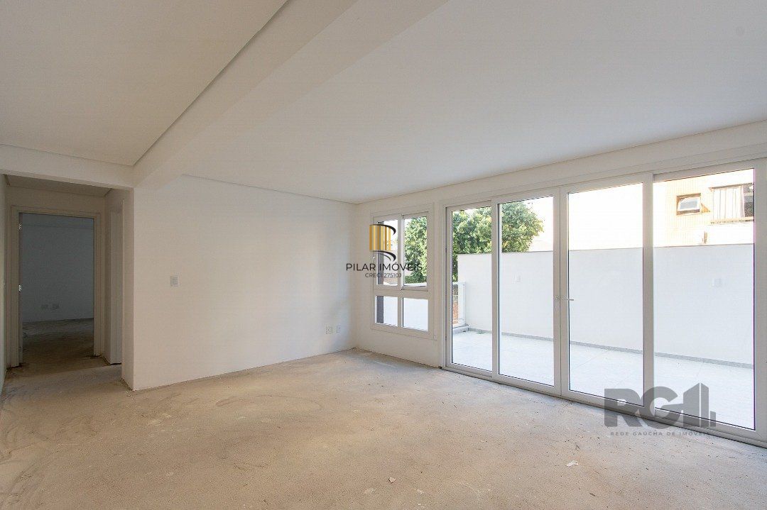 Cobertura para Venda - 214.34m², 3 dormitórios, sendo 3 suites, 2 vagas - Tristeza