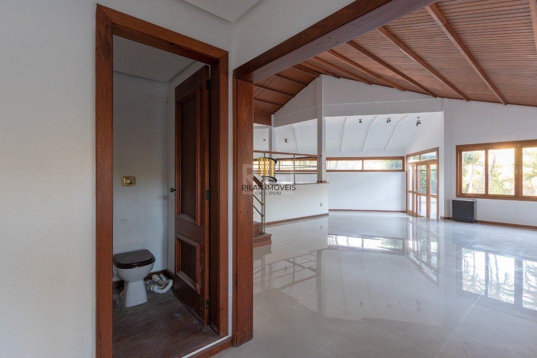Casa para Venda - 558.14m², 4 dormitórios, sendo 4 suites, 6 vagas - Jardim Isabel