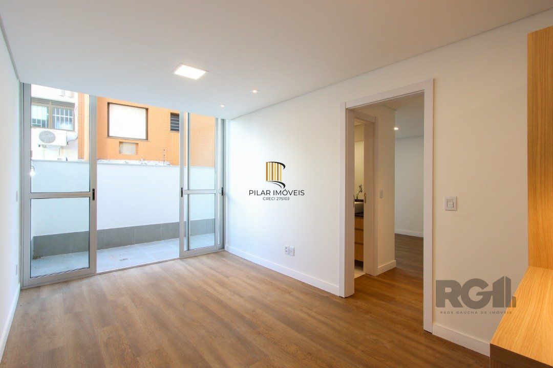 Apartamento em Porto Alegre no Bairro Petrópolis, de 1 quarto, GARDEN , semi mobiliado