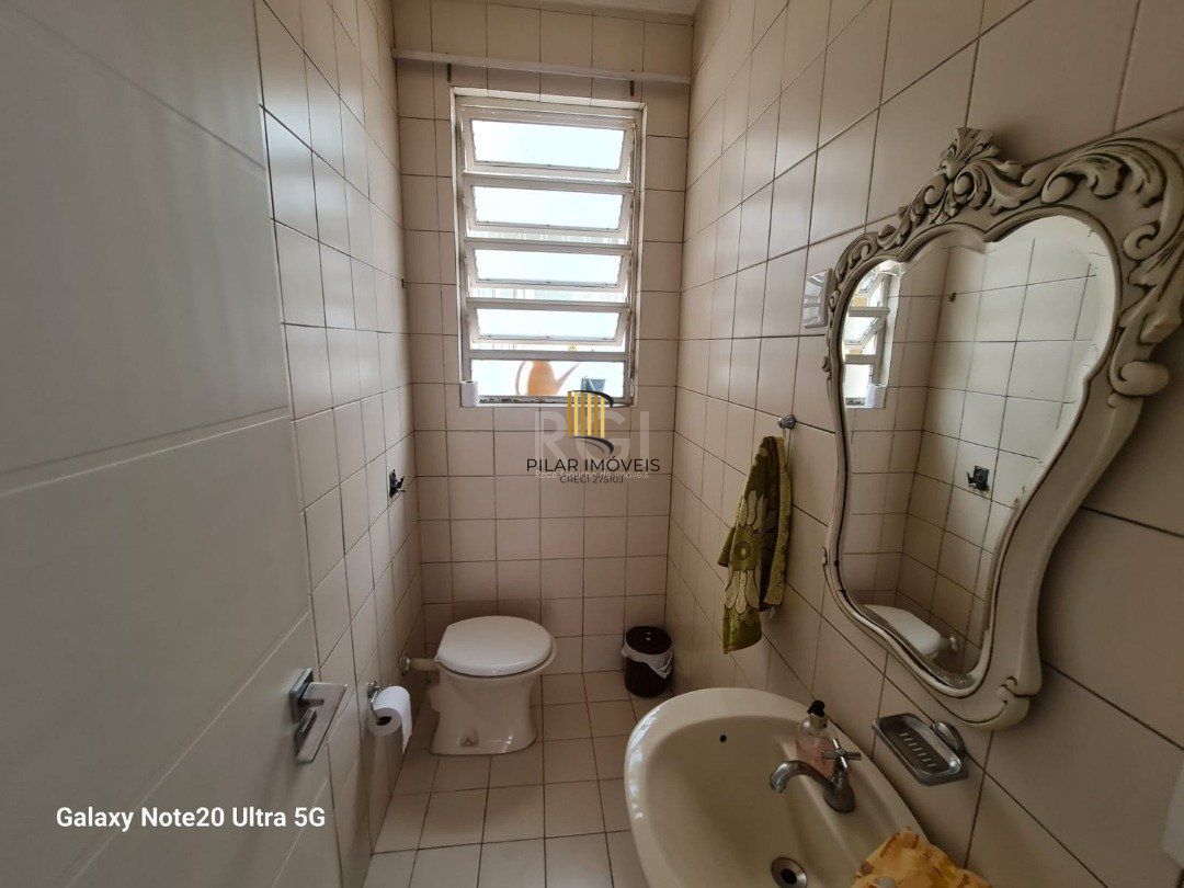 Casa 3 dormitórios no bairro Ipanema