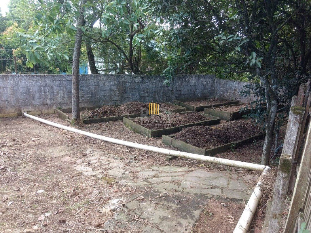 Casa para Venda - 250m², 3 dormitórios, sendo 1 suites, 4 vagas - Taruma